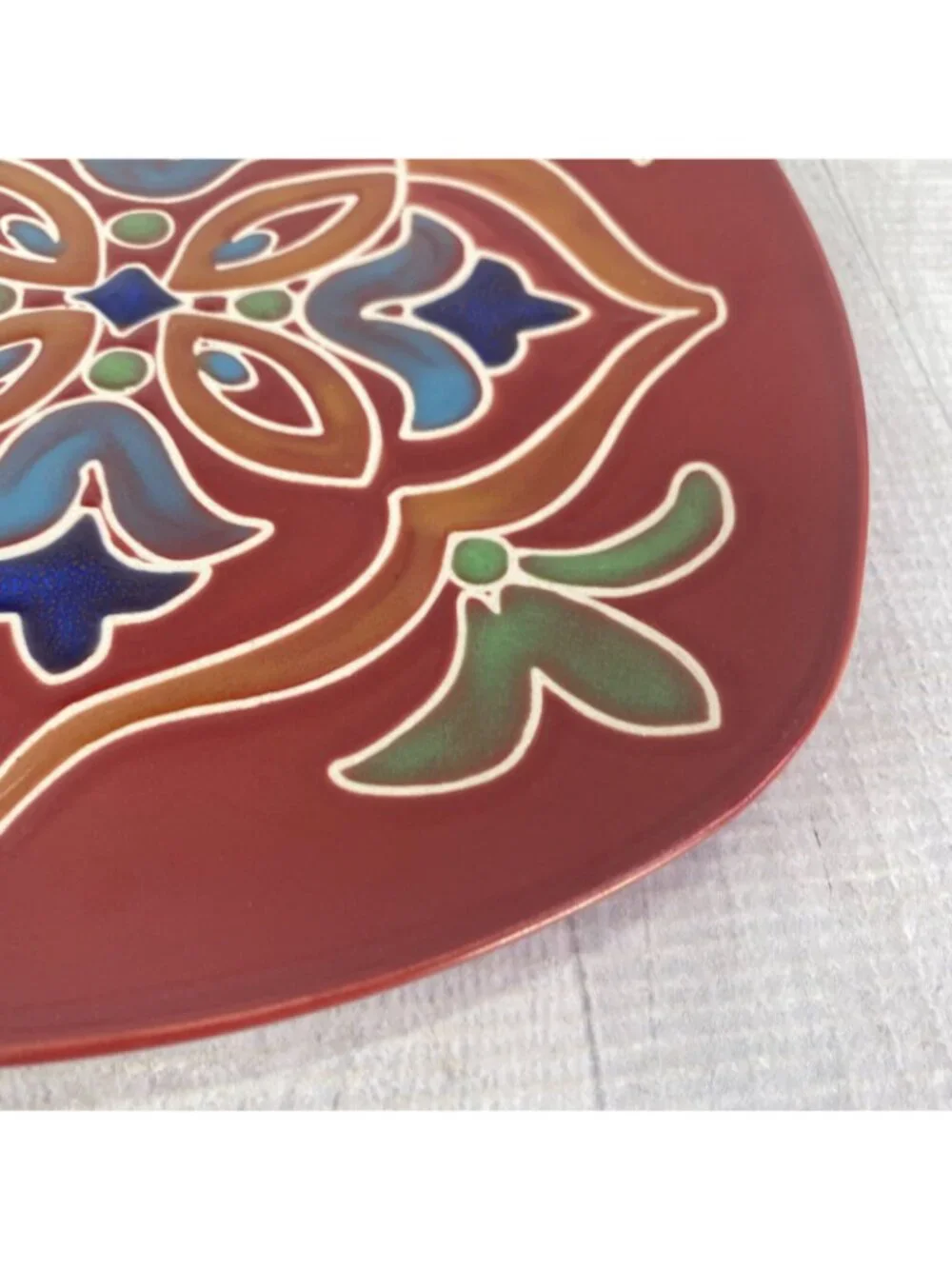 Better Homes & Gardens MEDALLION Floral Red Square Stoneware Lunch Plate Set 2